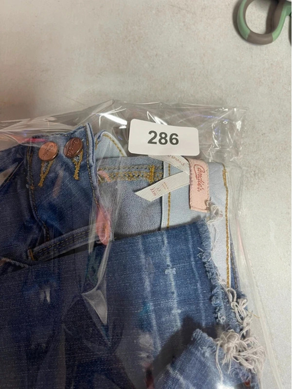 Candie's Womens Jeans Size 17 33W Blue Distressed Raw Hem Skinny - Picture 11 of 11